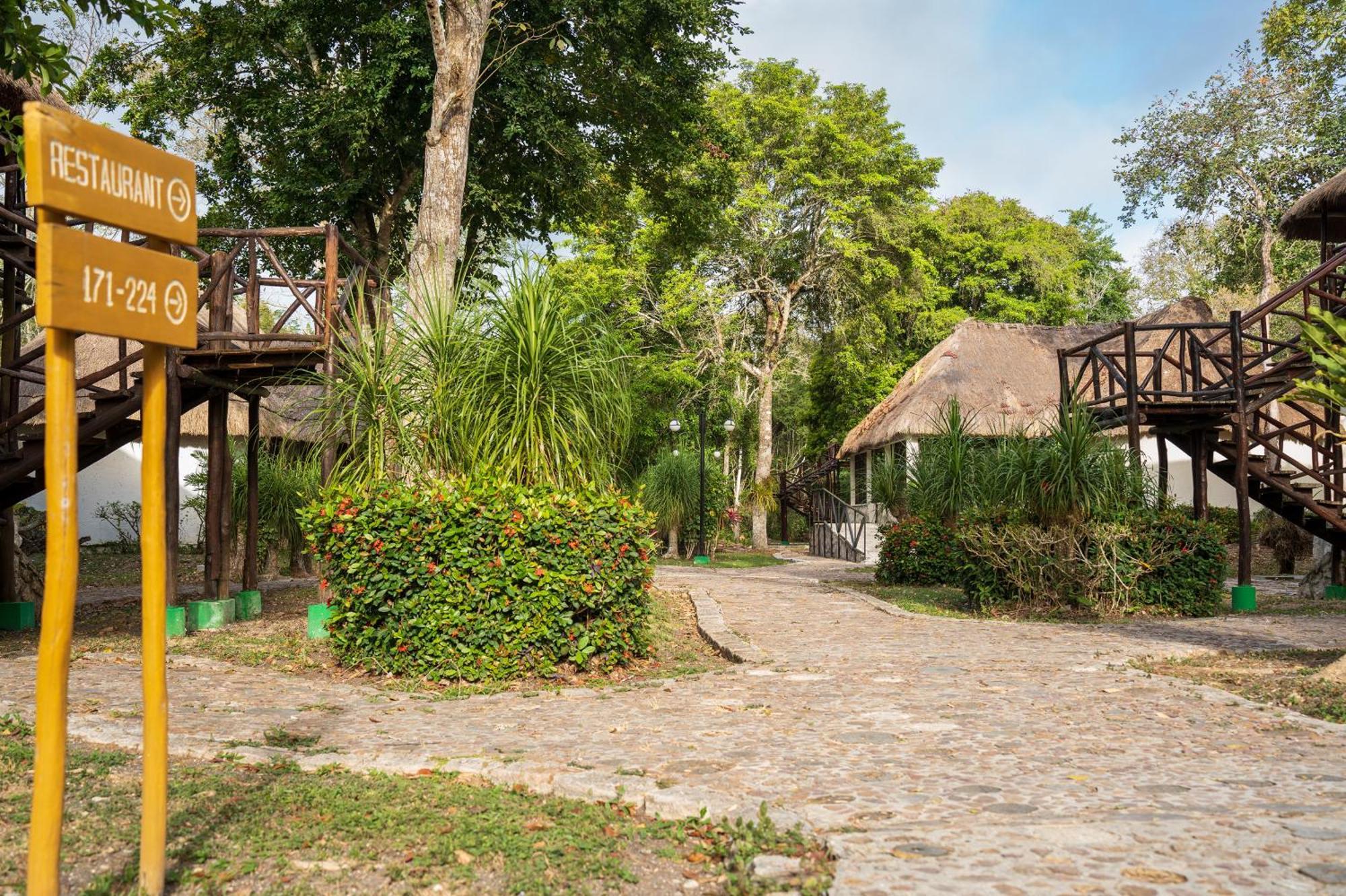 Hotel Villas Chicanna Екстериор снимка